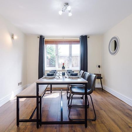 Charming 3-Bed Cottage In Chester, Ideal For Families & Workers, Free Parking - Sleeps 7 Extérieur photo
