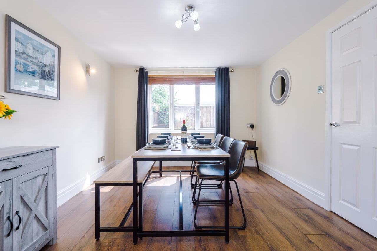 Charming 3-Bed Cottage In Chester, Ideal For Families & Workers, Free Parking - Sleeps 7 Extérieur photo