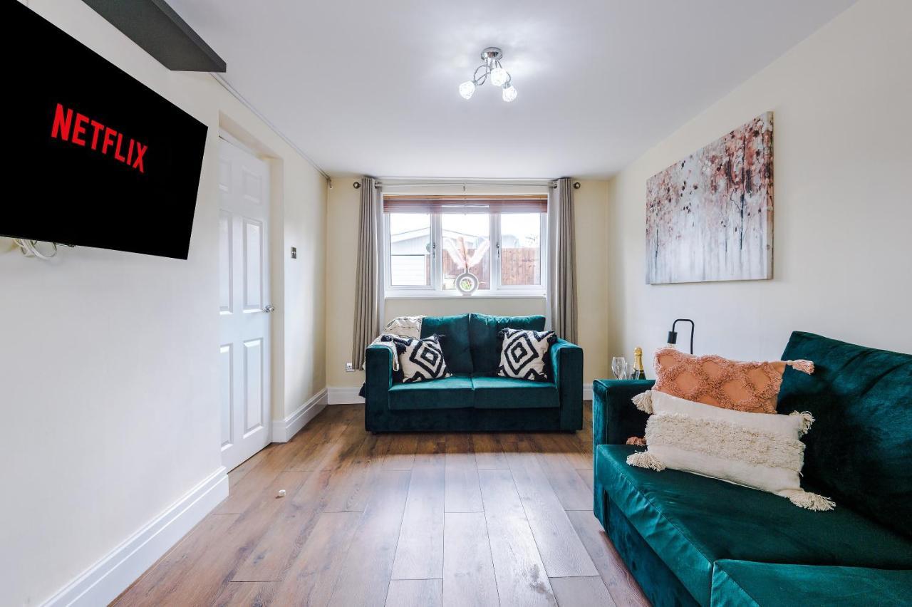 Charming 3-Bed Cottage In Chester, Ideal For Families & Workers, Free Parking - Sleeps 7 Extérieur photo