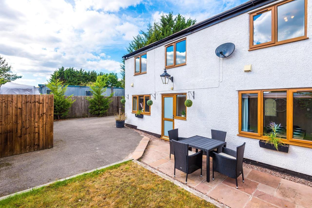 Charming 3-Bed Cottage In Chester, Ideal For Families & Workers, Free Parking - Sleeps 7 Extérieur photo