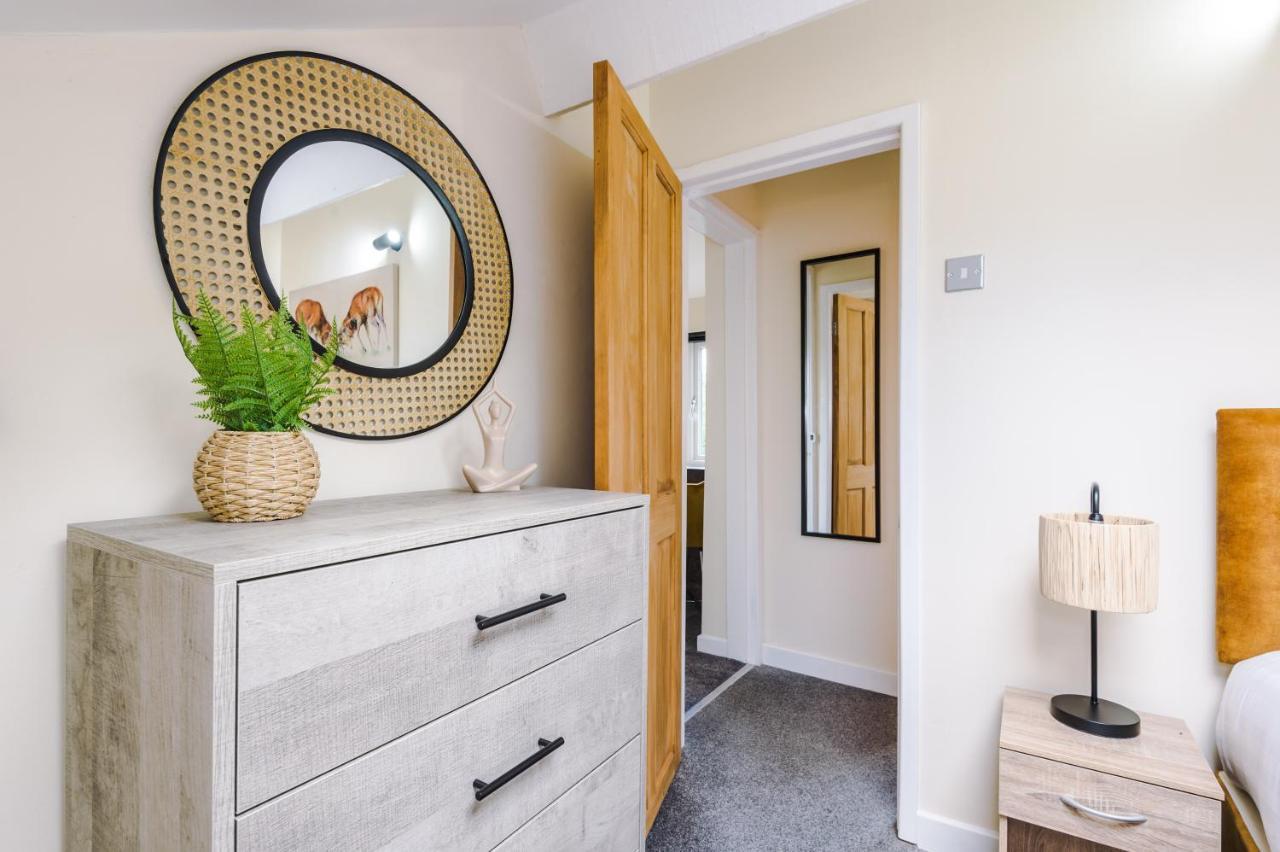 Charming 3-Bed Cottage In Chester, Ideal For Families & Workers, Free Parking - Sleeps 7 Extérieur photo