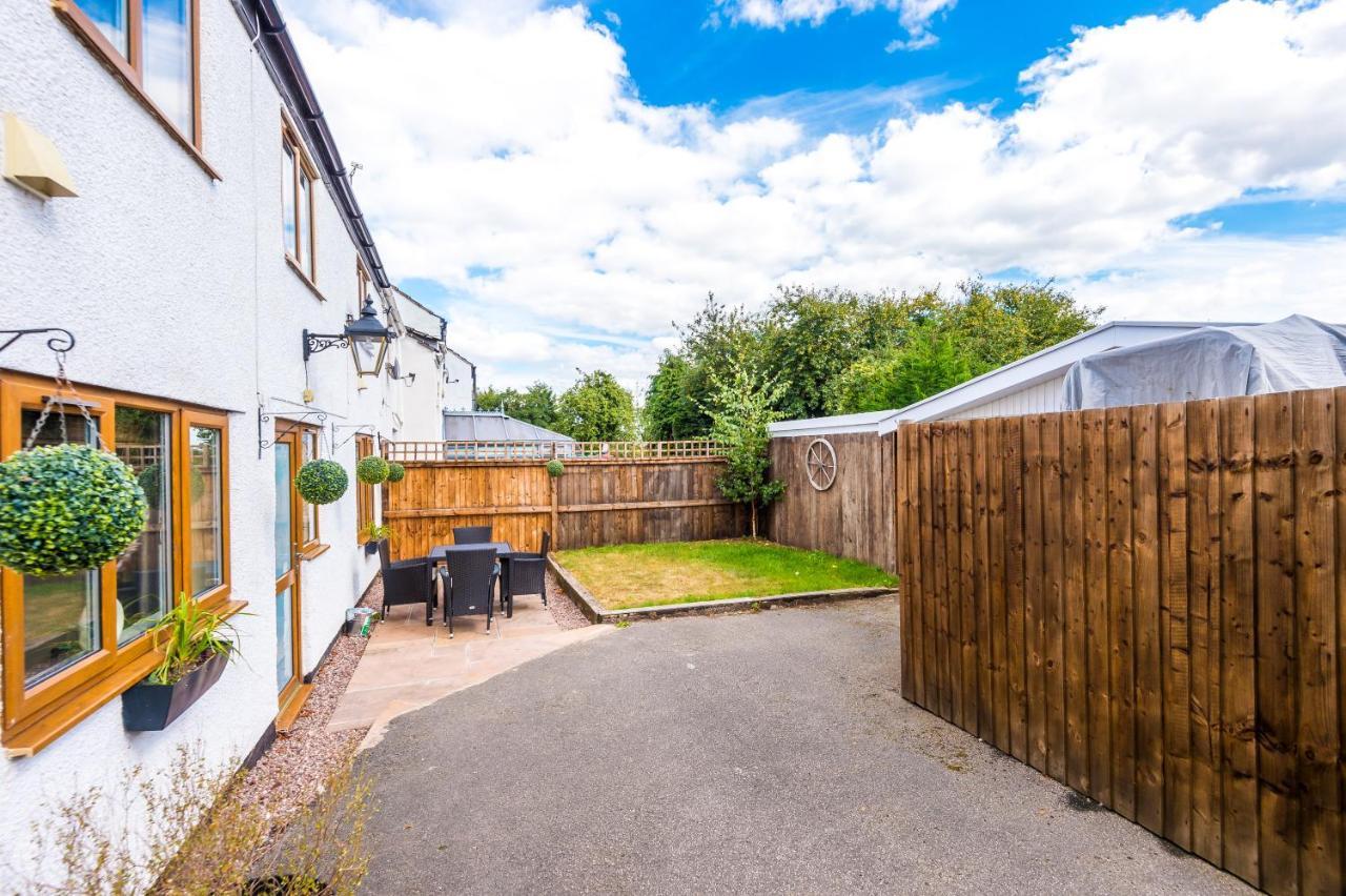 Charming 3-Bed Cottage In Chester, Ideal For Families & Workers, Free Parking - Sleeps 7 Extérieur photo